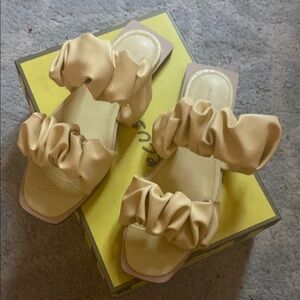 Circus by Sam Edelman Cream Sandals with Ruffle Design